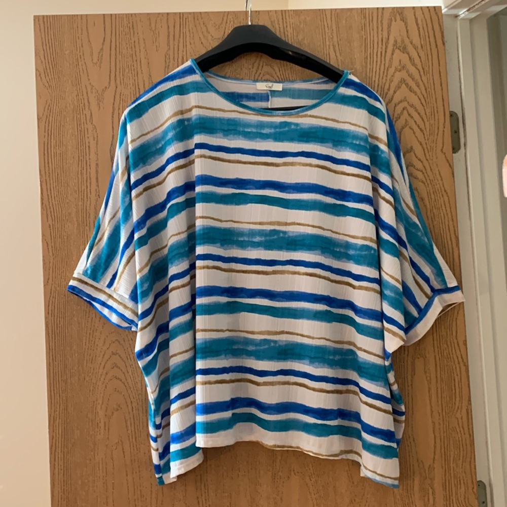 EASEL Los Angeles Oversized Tunic